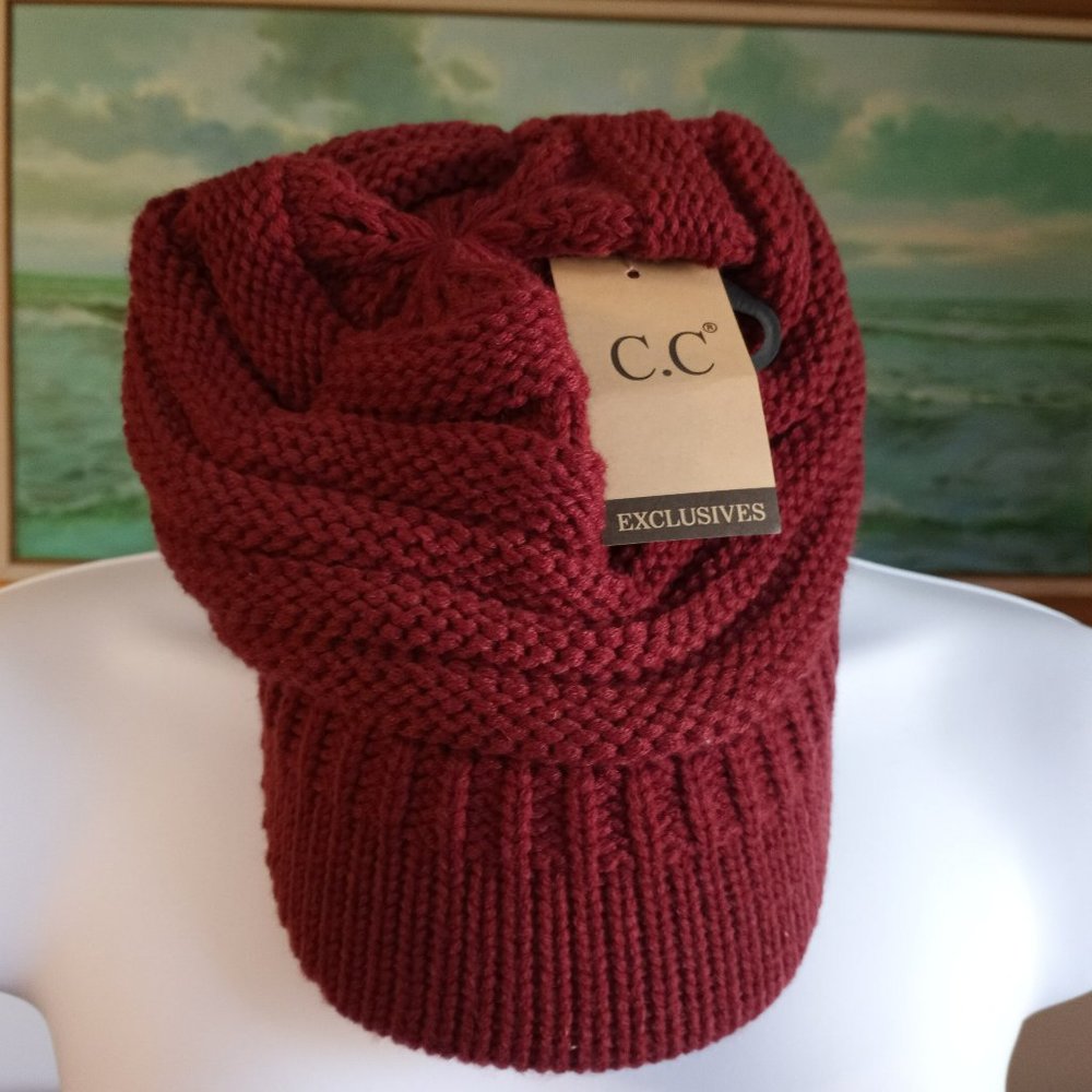 C. C. Exclusives NWT Knit Burgundy One Size Cap with Brim-Item #209